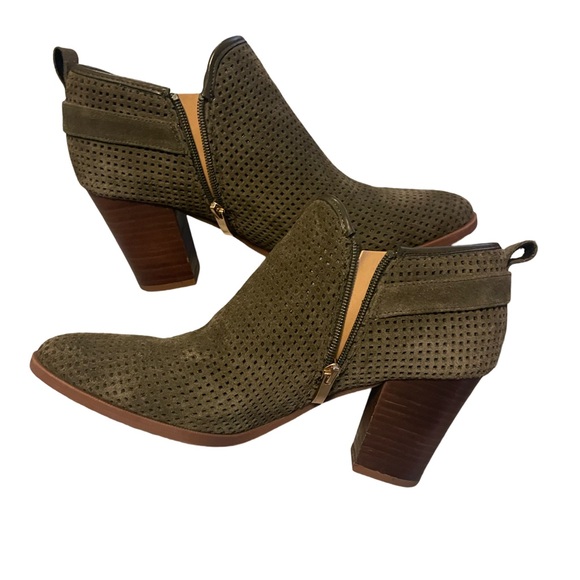 Women’s Franco Sarto Dale Suede Ankle Booties Side Zipper Olive Green Size 10 - Picture 2 of 4